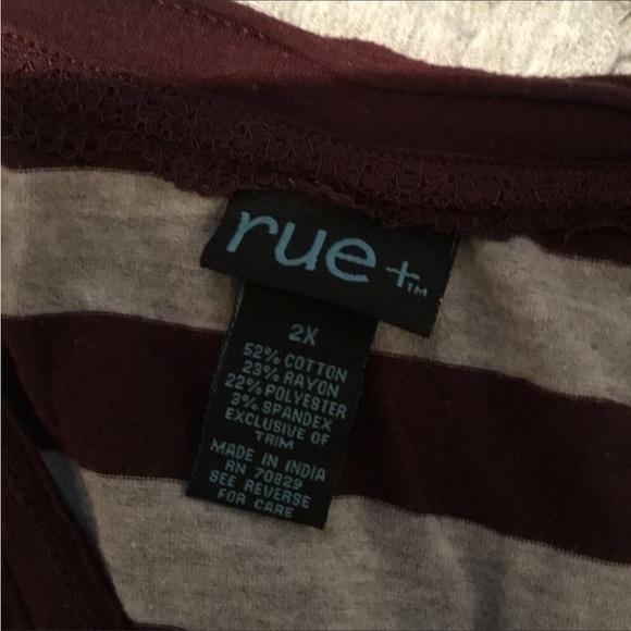 Rue 21+ long sleeve tee Woman’s 2X plus stripes gray maroon lightweight … - Picture 7 of 7